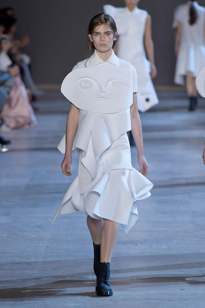 Spring  Viktor & Rolf Latest Collection
