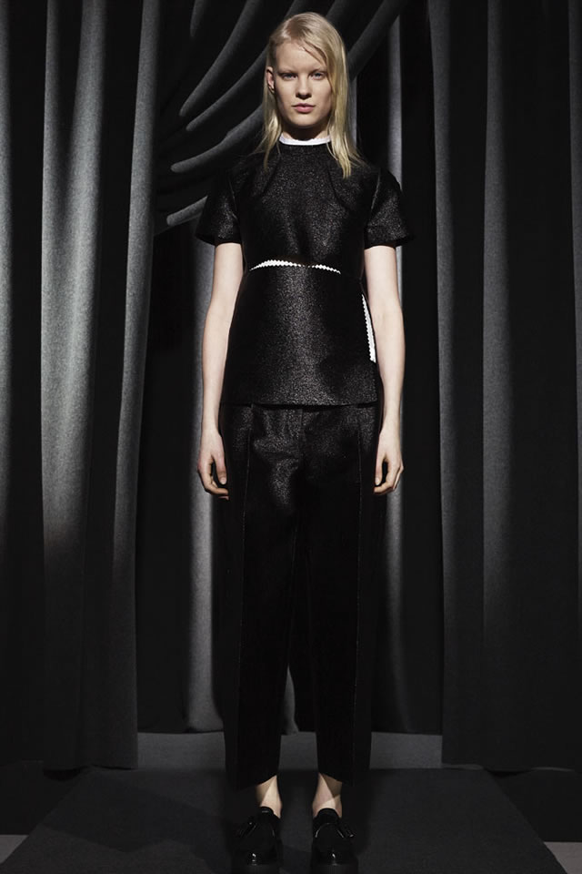 VIKTOR & ROLF  Paris 2015 Fall Collection