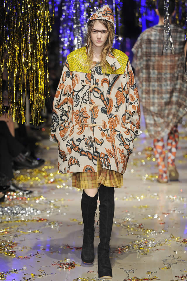 Paris Fall Vivienne Westwood  Latest Collection
