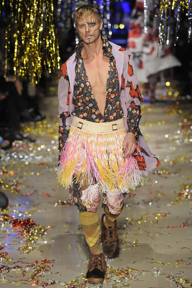 Fall Vivienne Westwood  Latest 2015 Paris Collection