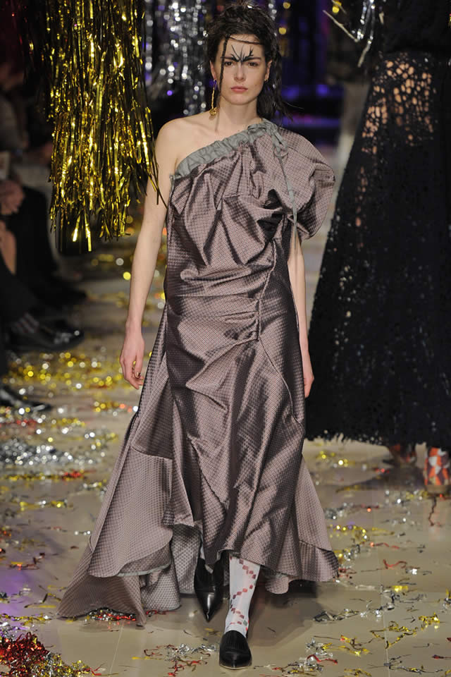 Latest Collection by Vivienne Westwood  Paris 2015 Fall