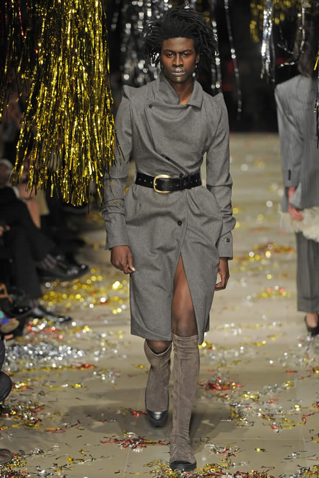 Vivienne Westwood  Latest Paris 2015 Fall Collection