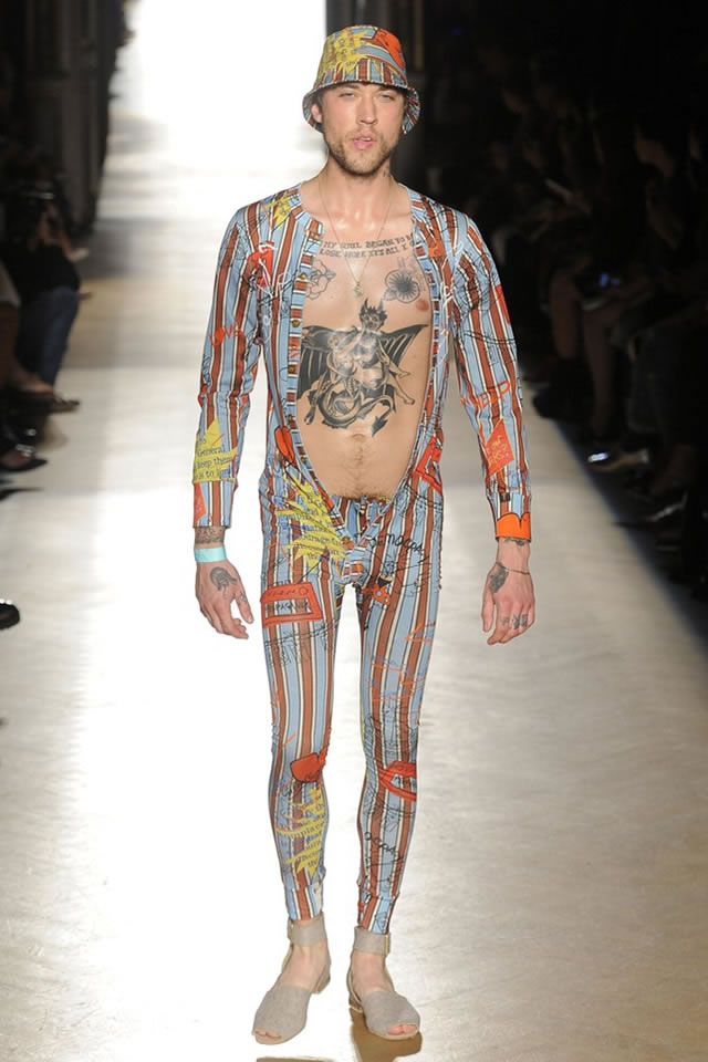 Vivienne Westwood 2015 Paris Fashion Week S/S Collection