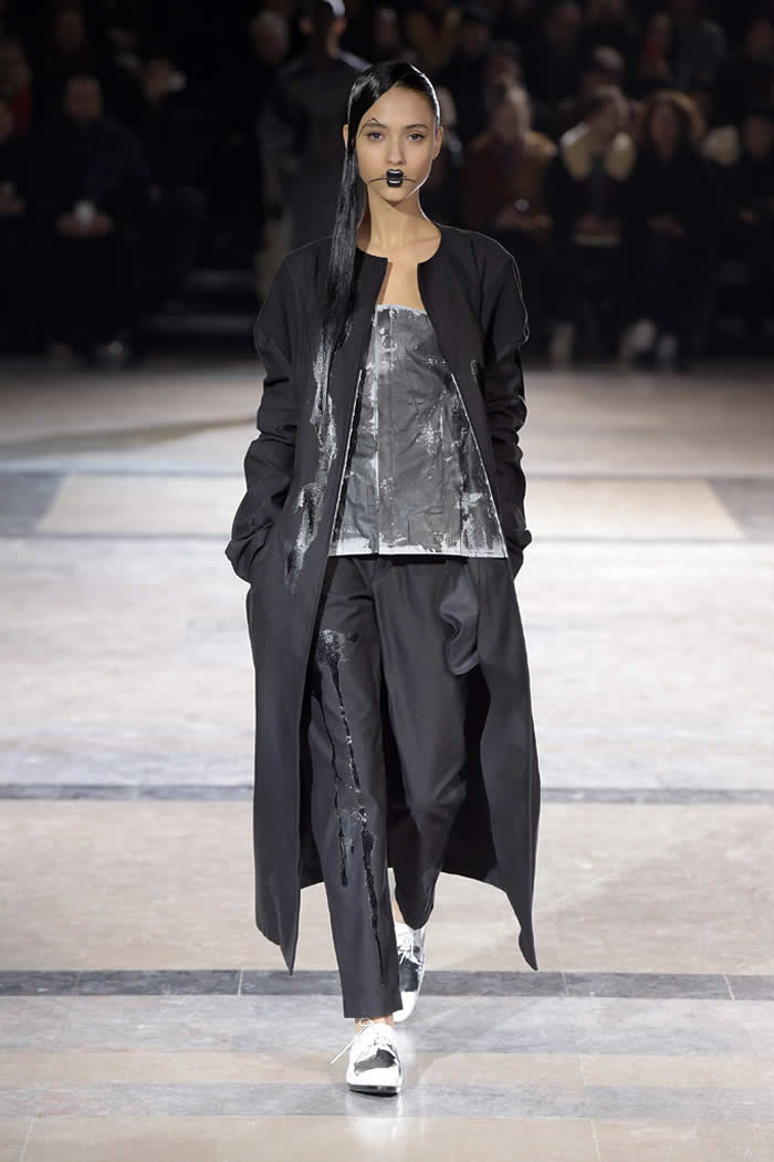 Yohji Yamamoto 2016 Fall RTW Collection