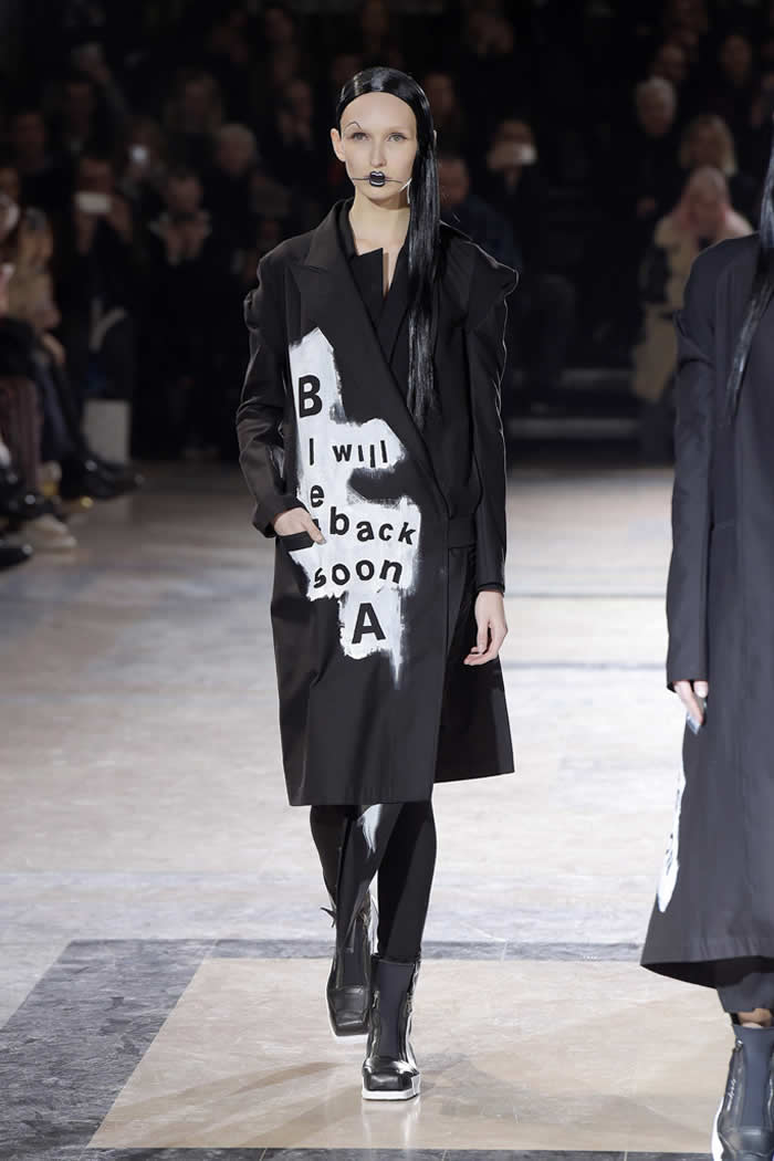 Yohji Yamamoto 2016 Fall RTW  Collection