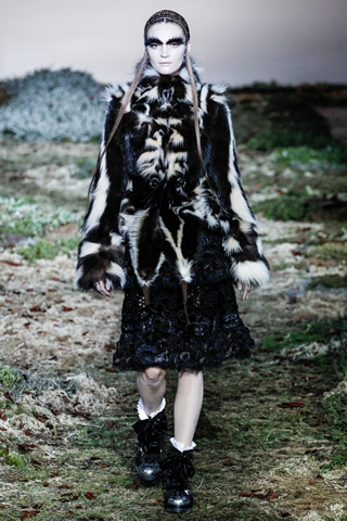2014 Alexander McQueen Paris F/W Collection