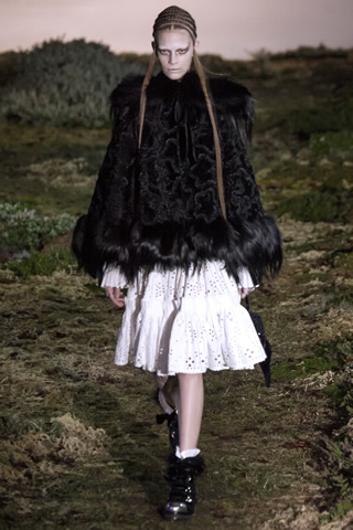 Alexander McQueen 2014 F/W Paris Collection
