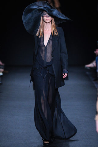 Spring latest Ann Demeulemeester Paris Collection