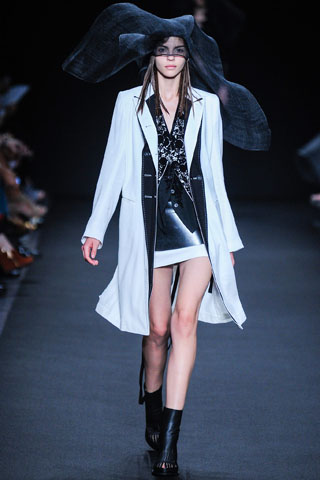 Paris Ann Demeulemeester 2014 Spring Collection