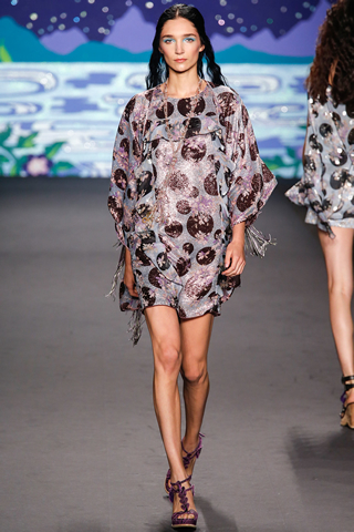 Latest Anna Sui Collection New York Spring