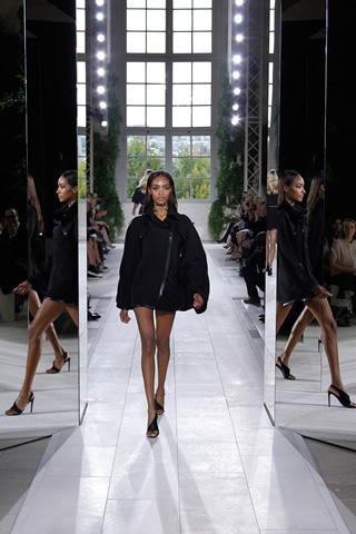 Balenciaga Spring 2014 Paris Collection