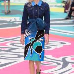 2015 LFW Burberry Spring Summer Collection