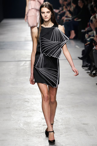 Christopher Kane Autumn/Winter London 2014 Collection