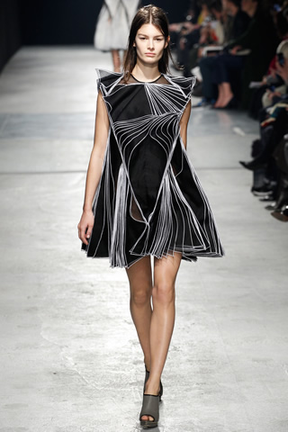 Autumn/Winter Christopher Kane Latest 2014 London Collection