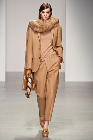 2014 London DAKS Autumn/Winter Collection