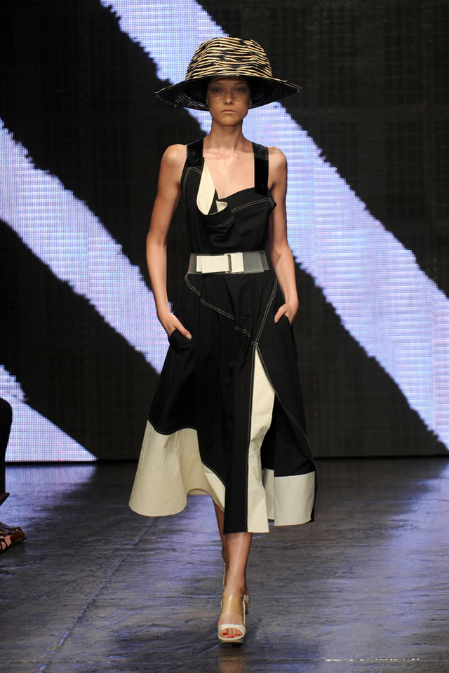 Donna Karan MBFW 2015 Spring Collection