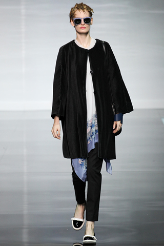 Spring 2014 Emporio Armani Milan Collection