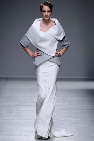 Spring Paris Gareth Pugh latest Collection