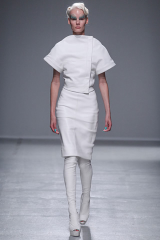 Paris Gareth Pugh latest 2014 Collection