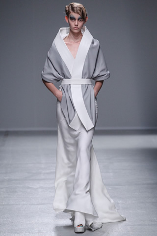 Gareth Pugh Spring 2014 Paris Collection
