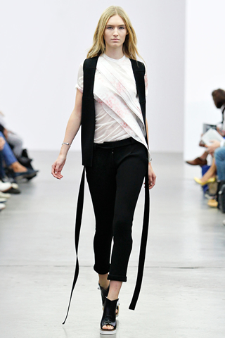 2014 latest Spring Iceberg Milan Collection