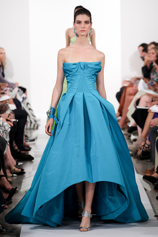 Latest Collection by Oscar De La Renta