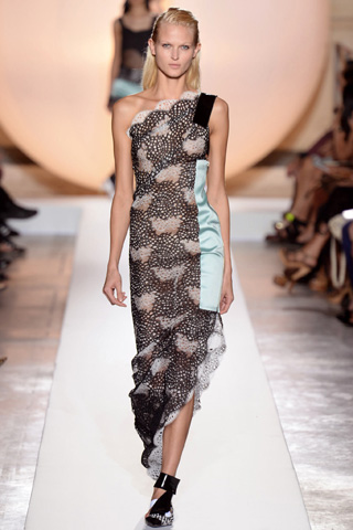 Paris Roland Mouret Spring 2014 Collection