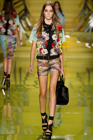 Latest Collection by Versace Spring 2014