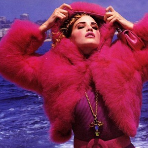 Crazy new trends on their way - Latest Fashion Trends