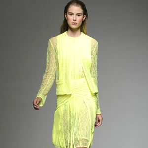 Dreamy Lace And Pretty Face