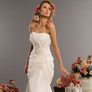 Dressing The Right Way For Your Wedding Day