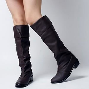 Fall 2010 Comes With Low Heeled Boots