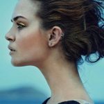 Josephine Skriver makeup