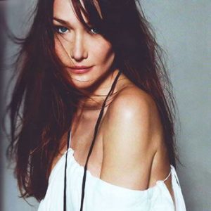 Famous Fashion Model Carla Bruni - Female Fashion Models