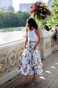 20 Summer Outfits to Wear When It's Too Hot For Clothes - Designerz Central