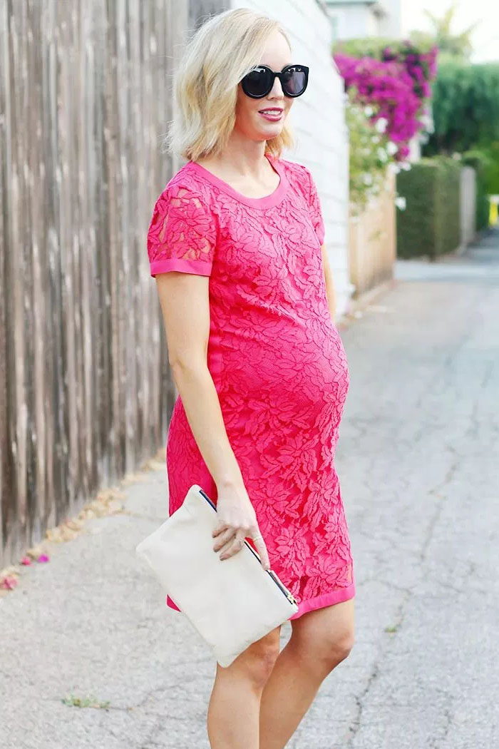 32 Pregnancy Outfit Ideas for a Casual But Cute Maternity Style!
