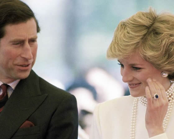 Prince Charles ‘prayed inside Diana’s hospital