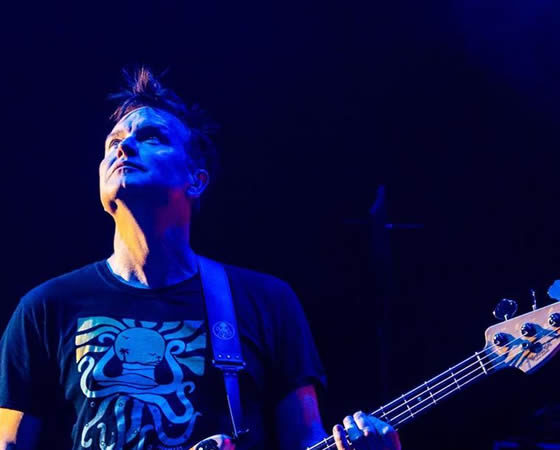 The vocalist of Blink-182 announced cancer
