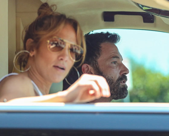 Ben Affleck Jennifer Lopez loses hers in LA traffic